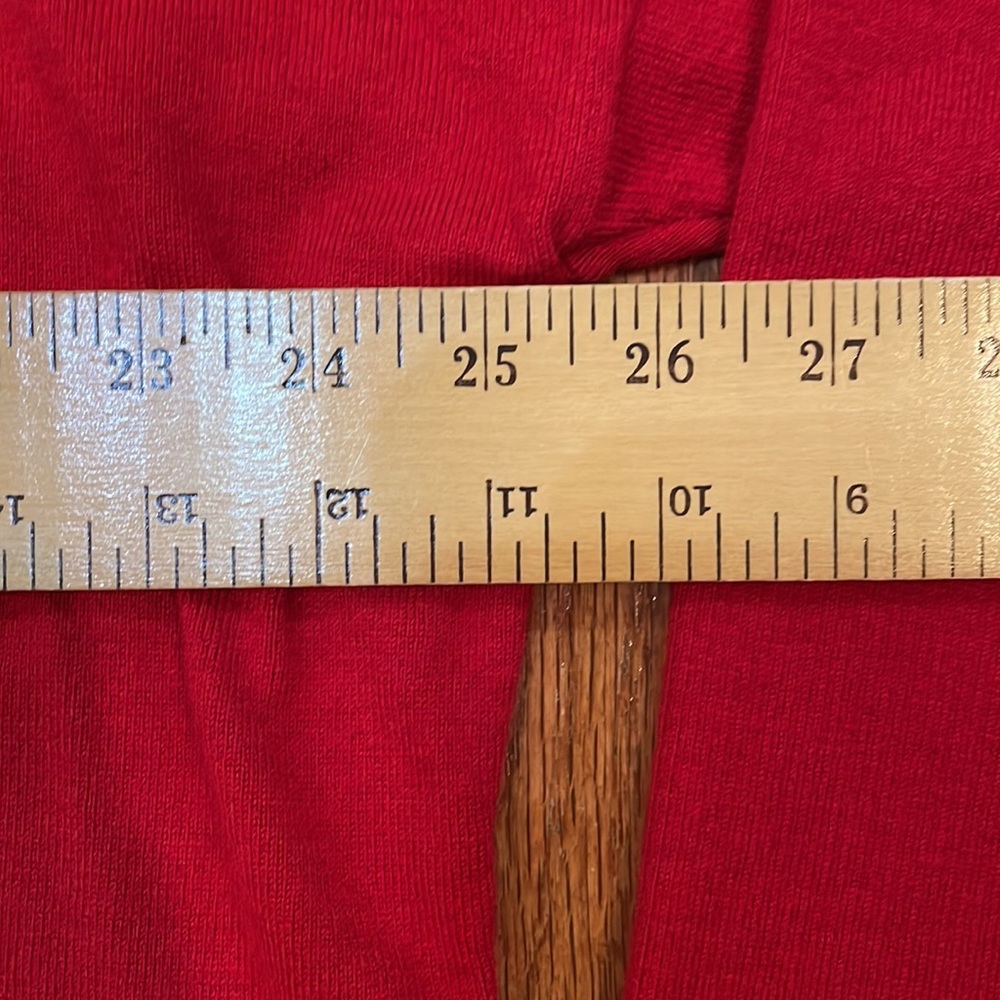 Chico’s Red Lightweight Sweater Woman’sSize Chico’s Size 2 Is a Large or size 12 - Picture 6 of 13